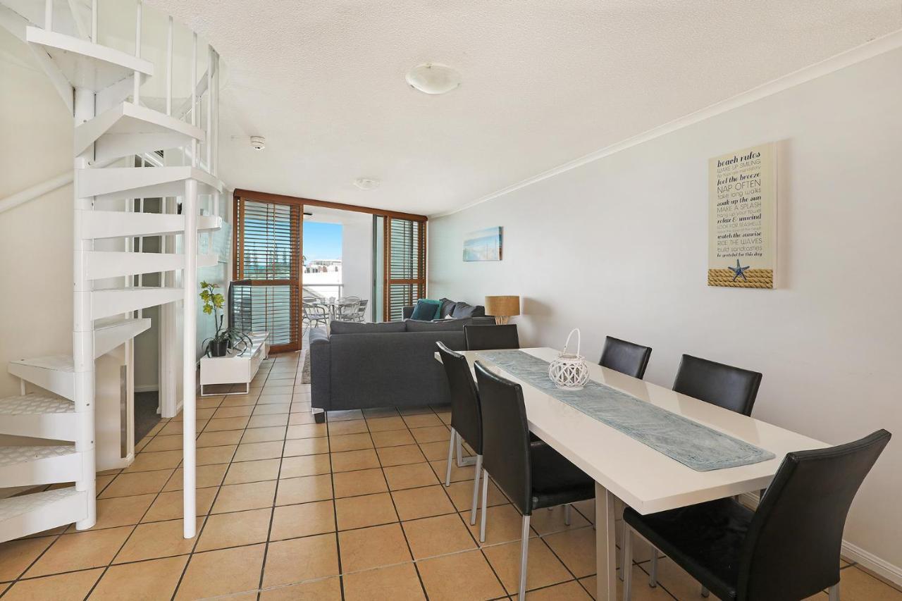 Grand Palais Boolarong Beachside Apartments Александра Хедленд Екстериор снимка