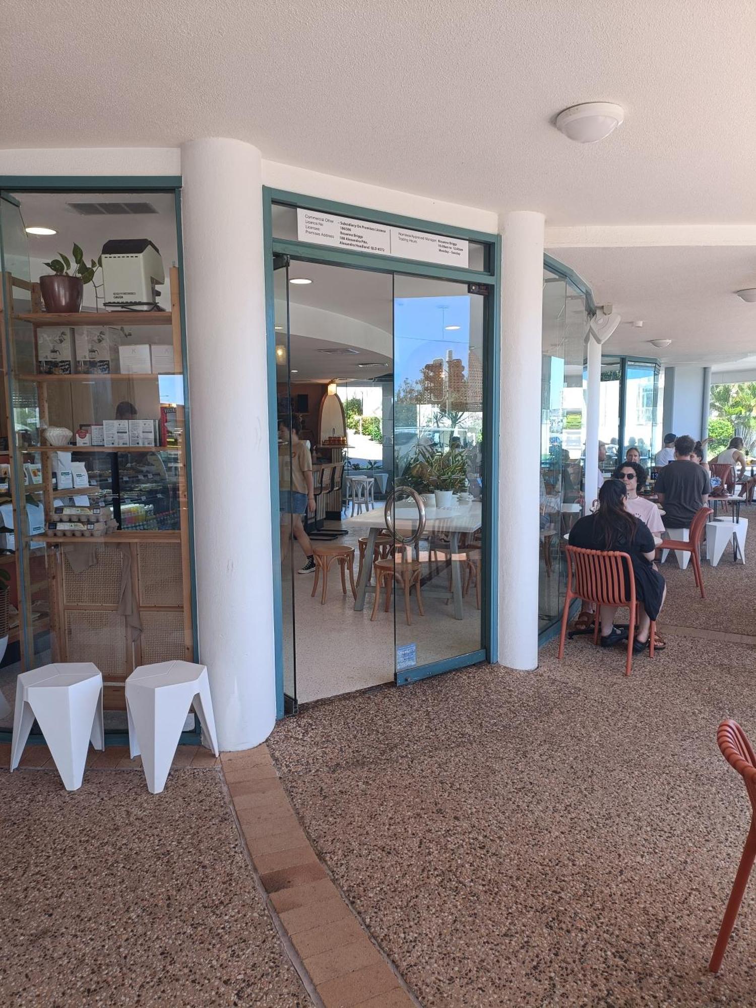 Grand Palais Boolarong Beachside Apartments Александра Хедленд Екстериор снимка