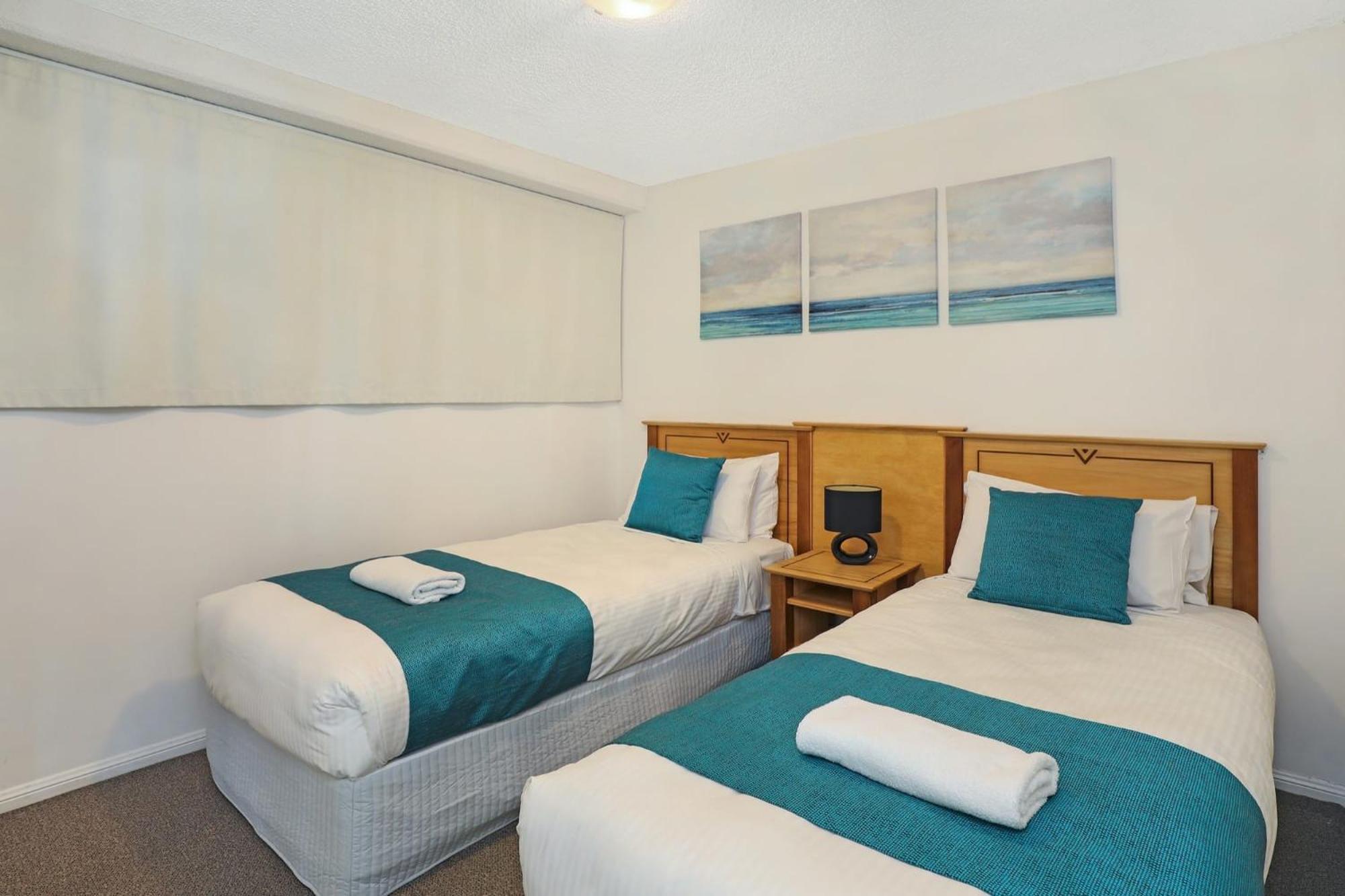 Grand Palais Boolarong Beachside Apartments Александра Хедленд Екстериор снимка