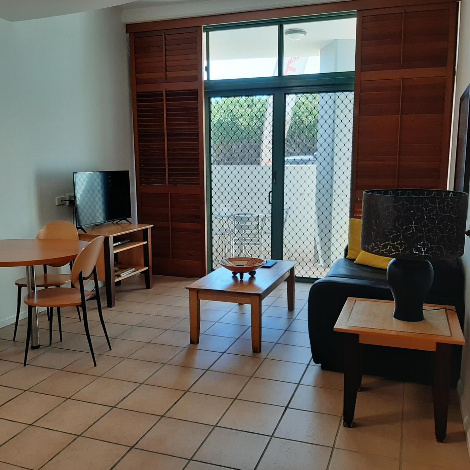 Grand Palais Boolarong Beachside Apartments Александра Хедленд Екстериор снимка