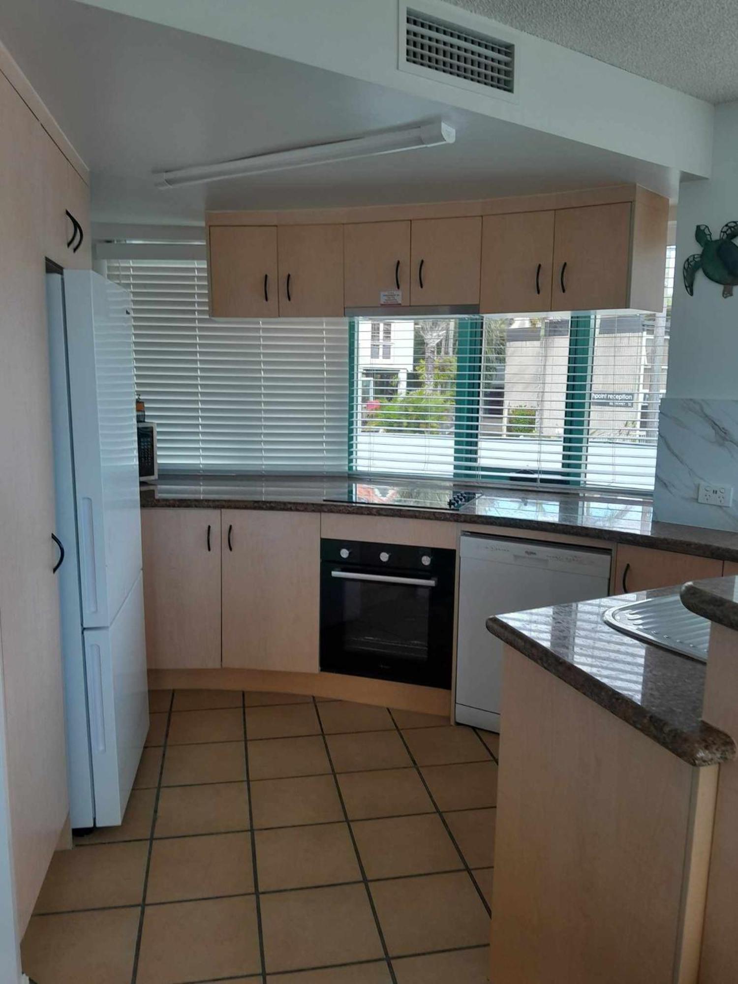 Grand Palais Boolarong Beachside Apartments Александра Хедленд Екстериор снимка
