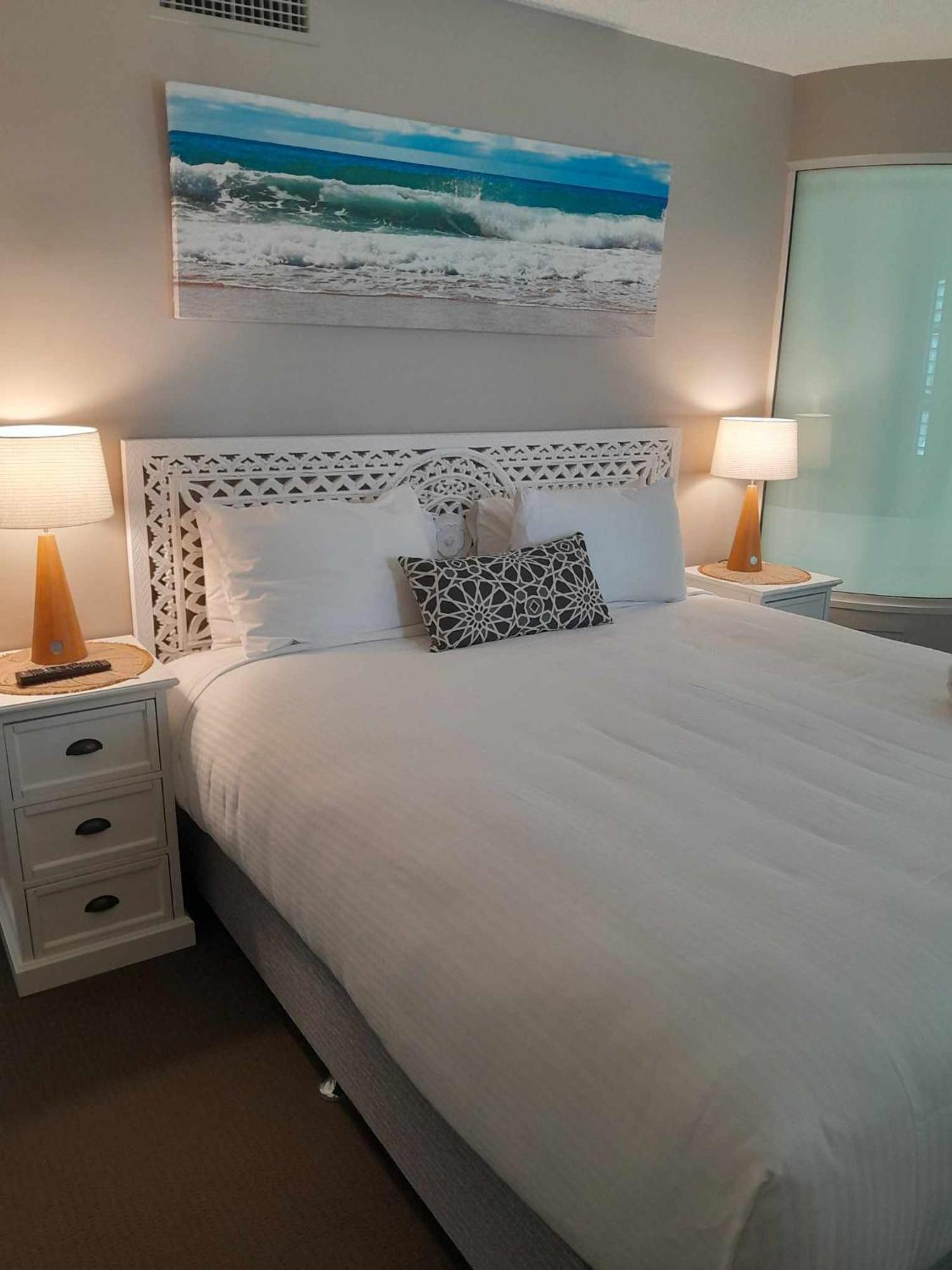 Grand Palais Boolarong Beachside Apartments Александра Хедленд Екстериор снимка
