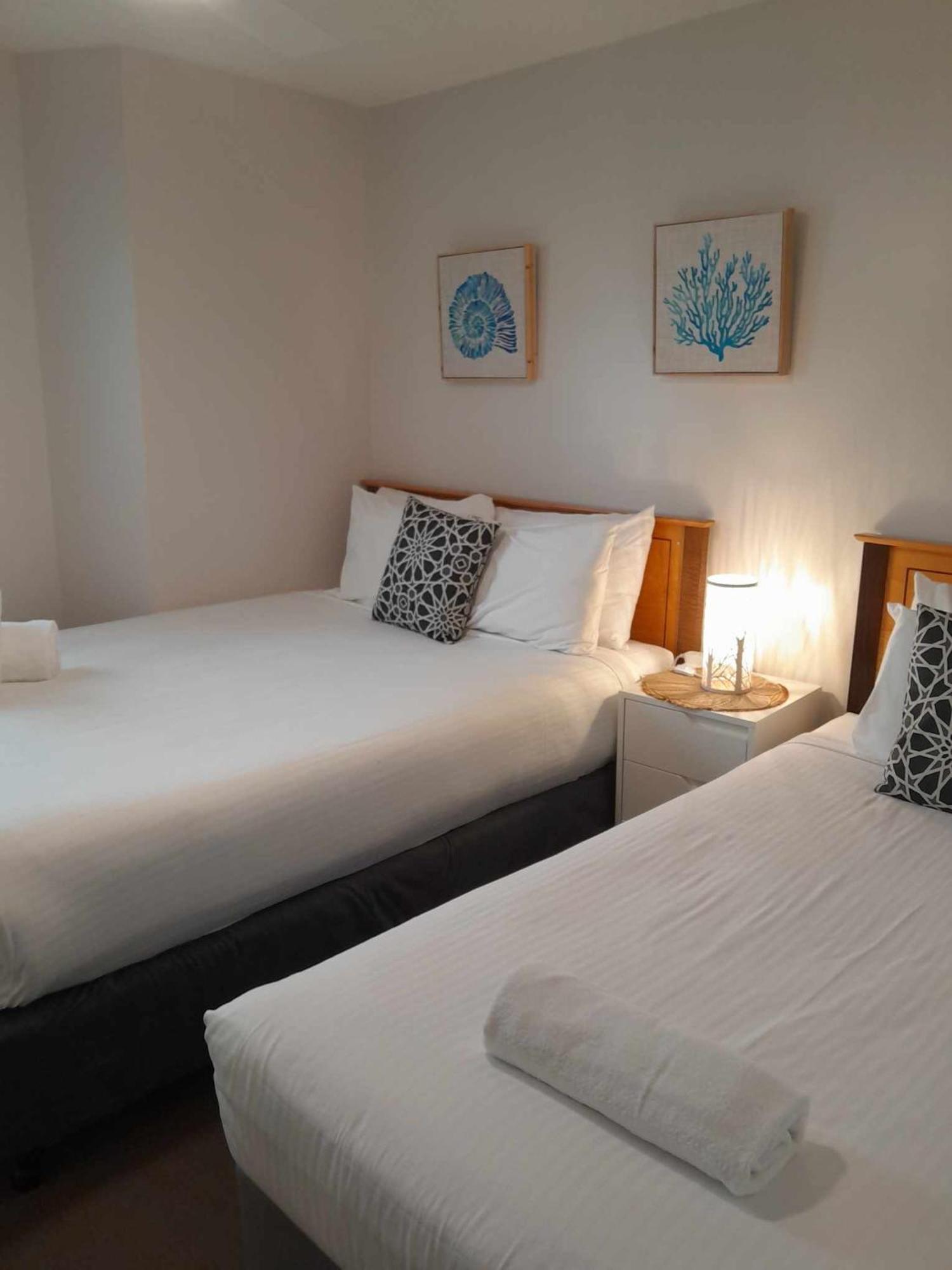 Grand Palais Boolarong Beachside Apartments Александра Хедленд Екстериор снимка