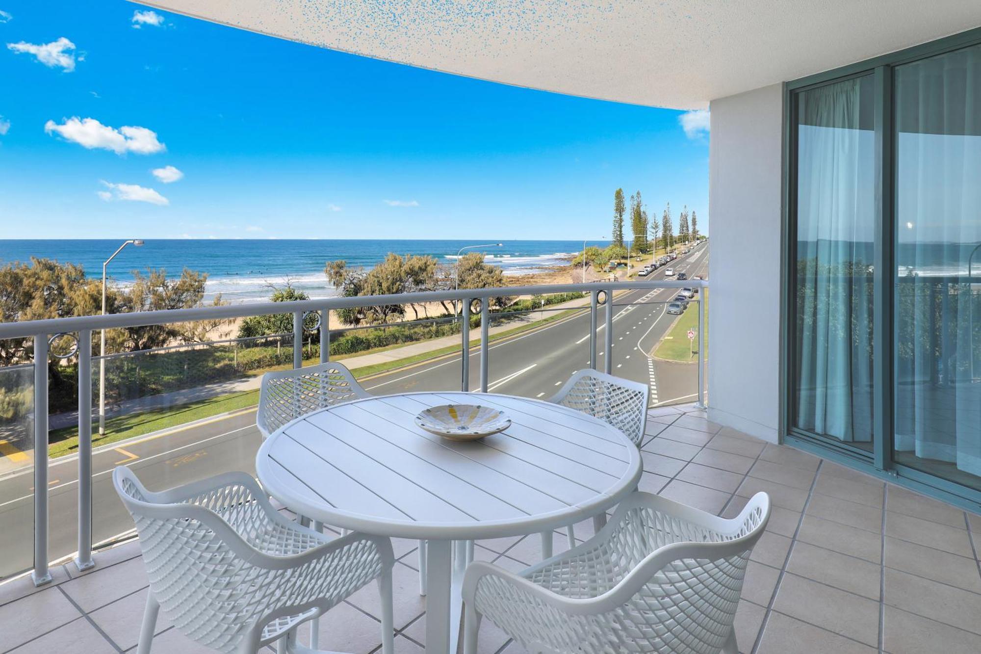 Grand Palais Boolarong Beachside Apartments Александра Хедленд Екстериор снимка