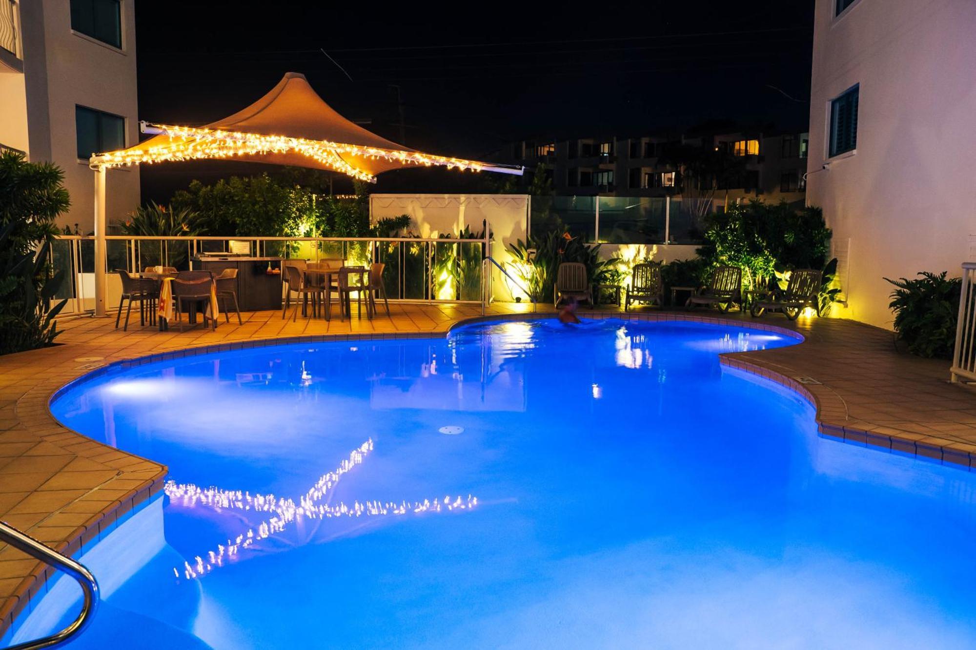 Grand Palais Boolarong Beachside Apartments Александра Хедленд Екстериор снимка