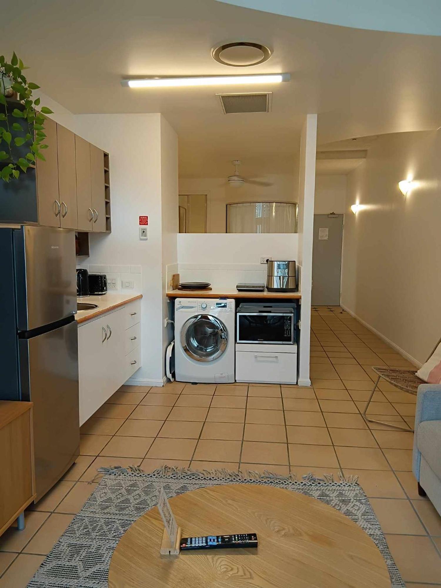 Grand Palais Boolarong Beachside Apartments Александра Хедленд Екстериор снимка